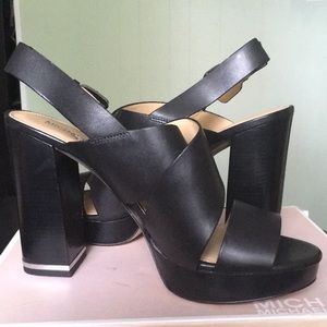 Michael Kors Black platform shoes size 9
